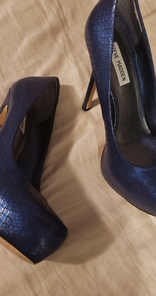 Shoe